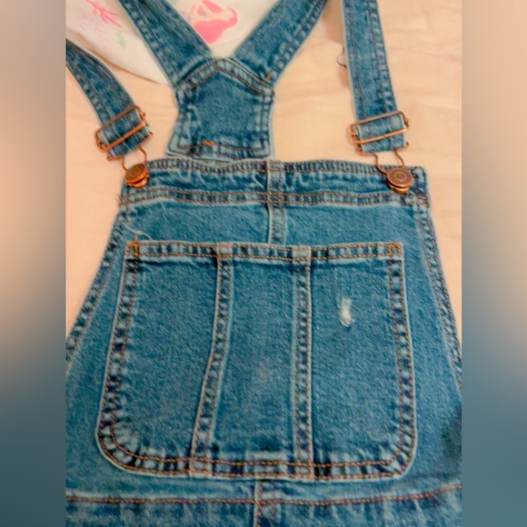 Cute overall shorts - Picture 4 of 5